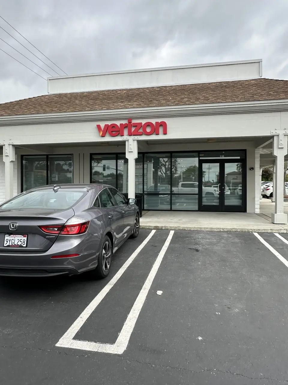 Verizon — photo 3