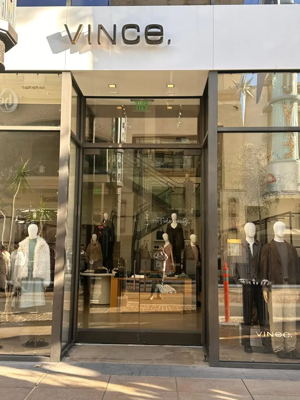 Vince at The Grove — photo 3