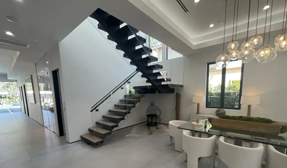 Greenleaf Street Residence — photo 2